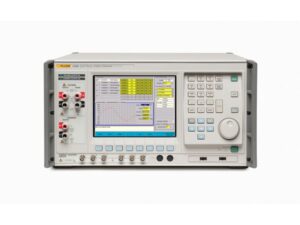 Fluke 6105A/6100B Electrical Power Quality Calibrator