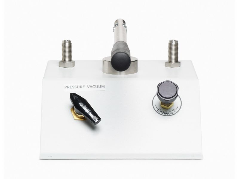 Fluke P5510 Pneumatic Pressure Comparator